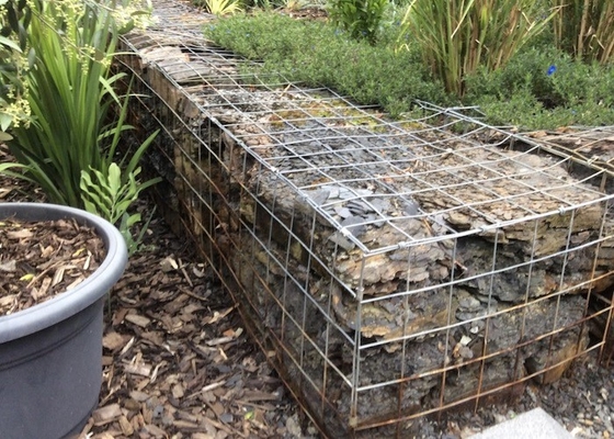 Grünes PVC beschichtete Rechteck-Stützmauer Gabions-Körbe als Garten-Dekoration