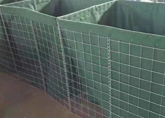 Quadratische Löcher itärische Verteidigungsbarrieren Gabion Mesh Box mit grünem Geotextil