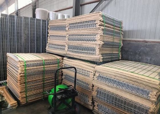 75x75mm 6,0mm itärische Verteidigungsbarrieren Schweiß Sand gefüllte Barrieren Überschwemmungsbekämpfung einfache Installation
