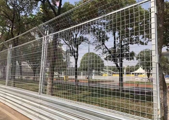 Weiße Hochleistungsrollenspitze schweißte Mesh Fencing Galvanized For Yard-Sicherheit