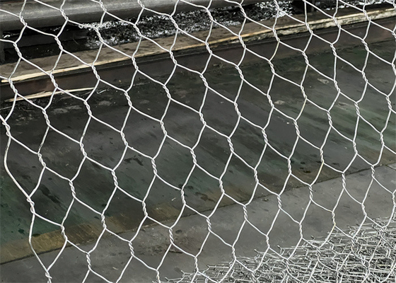 PVC beschichtet galvanisiertes Stahl Hexagonal Wire Mesh Gabion-Boxen mit anpassbaren Käfiggrößen