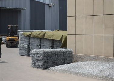 Besonders beschichtet Zugfestigkeit 0,6m-0,9m Quadratloch Galvanisches Draht Gabion Käfig Box